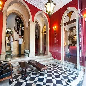 The Independente & Terrace 4*