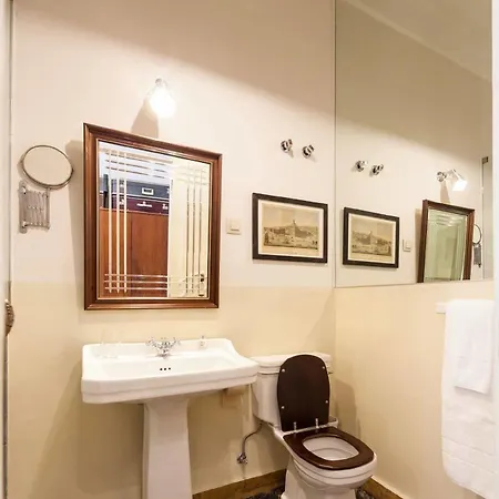 Oda ve Kahvaltı The Independente & Terrace