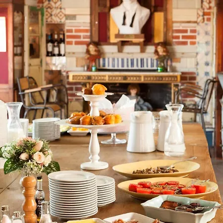 The Independente & Terrace 3* Lisbon