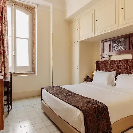 The Independente & Terrace Oda ve Kahvaltı Lisboa