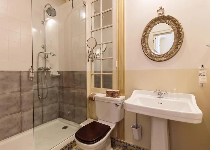 The Independente & Terrace Bed & Breakfast