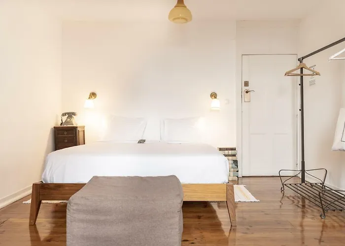 The Independente & Terrace 4*