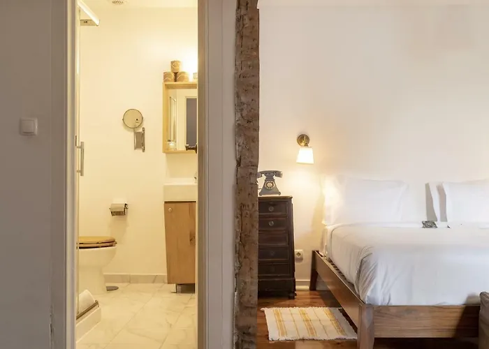 The Independente & Terrace Couette-café Lisboa