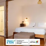 The Independente & Terrace 4*