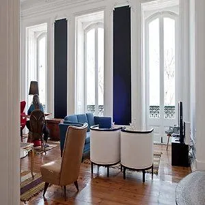 The Independente & Terrace Bed and breakfast