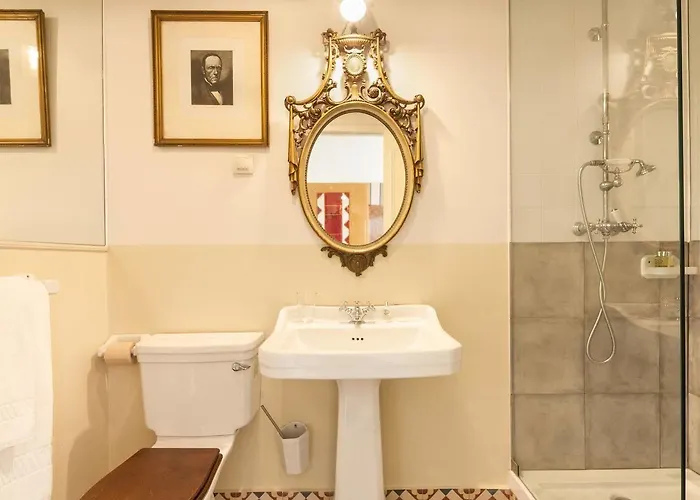 The Independente & Terrace 4*