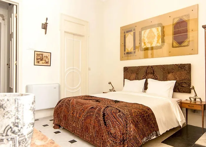 The Independente & Terrace Bed & Breakfast