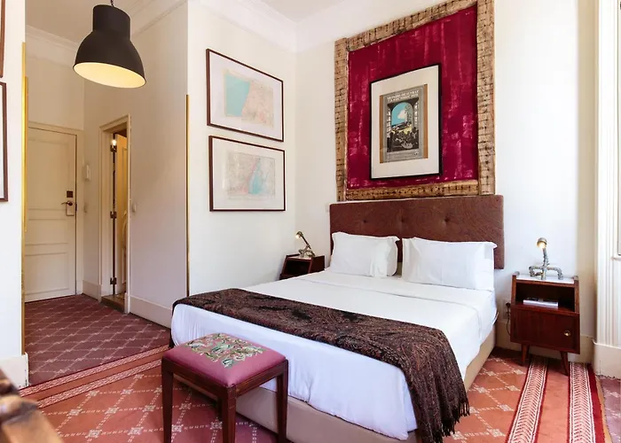 The Independente & Terrace Bed & Breakfast 4*