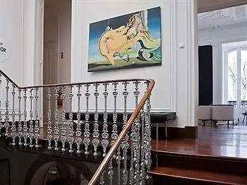 The Independente & Terrace Lissabon